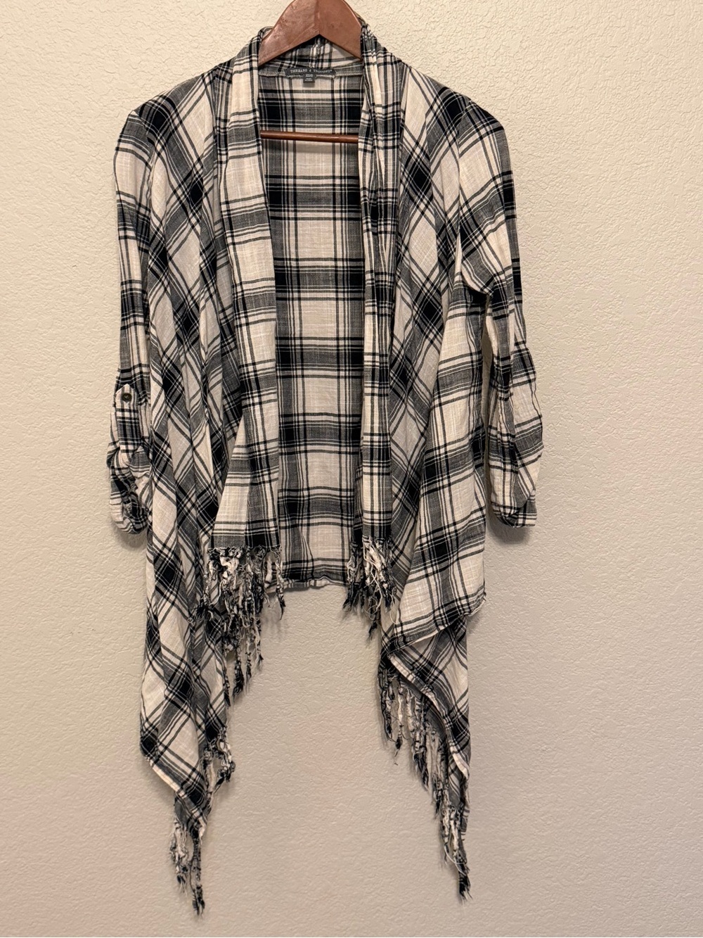 Threads 4 Thought Black & Off-White Western Plaid Fringe Open Cardigan XS/Small
